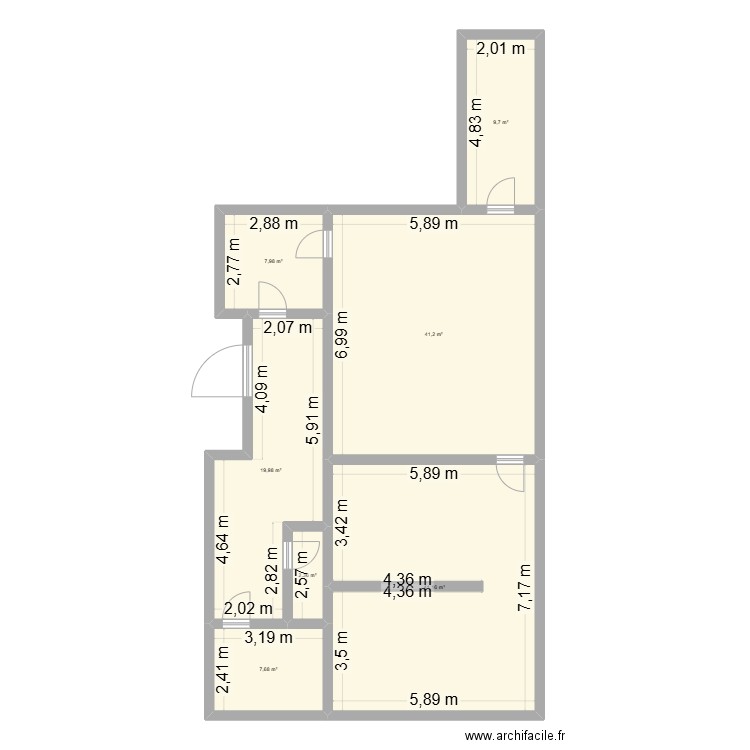 Plan épicerie. Plan de 7 pièces et 130 m2