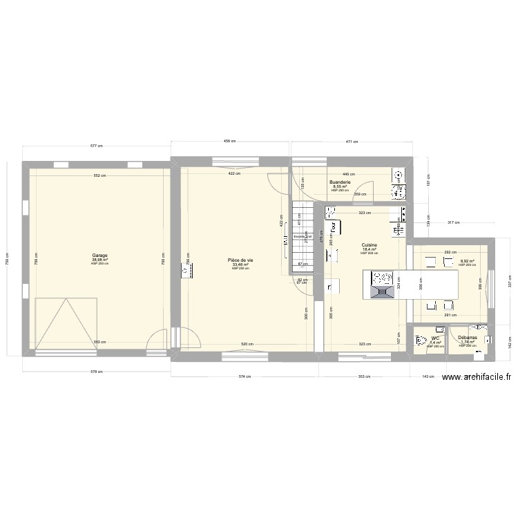 Rez-de-chaussée. Plan de 7 pièces et 111 m2