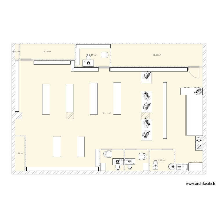 pharma rive de gier v2. Plan de 8 pièces et 130 m2