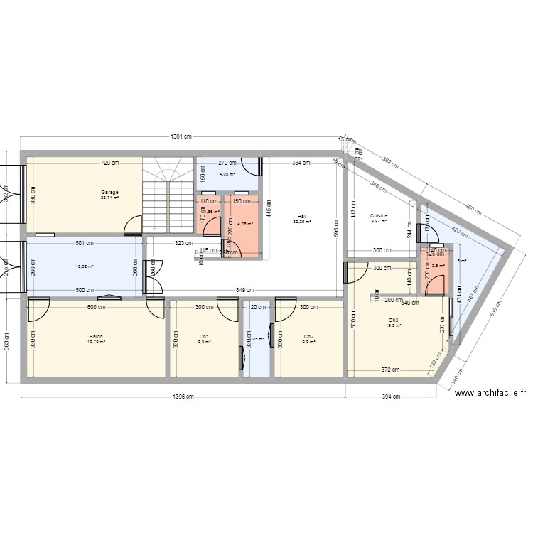 mmm. Plan de 14 pièces et 162 m2