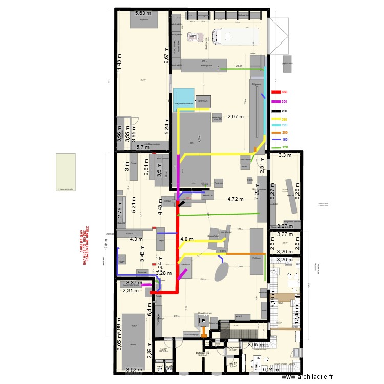 atelier Yann V14. Plan de 16 pièces et 702 m2