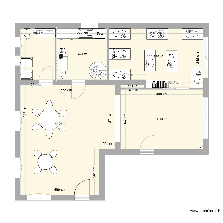 Mam. Plan de 5 pièces et 82 m2