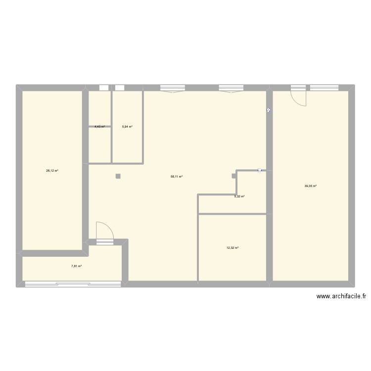 plan maison. Plan de 8 pièces et 159 m2