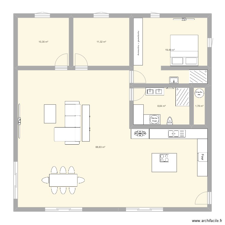 Conteneur. Plan de 6 pièces et 140 m2