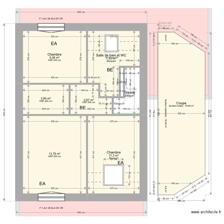 ML24010031. Plan de 21 pièces et 200 m2