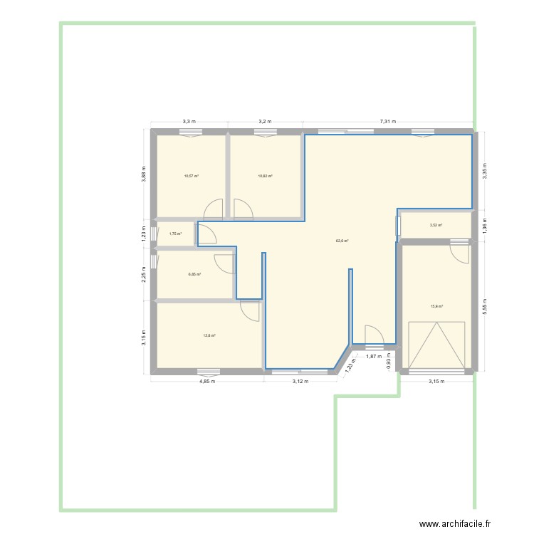 Maison C. Plan de 8 pièces et 125 m2