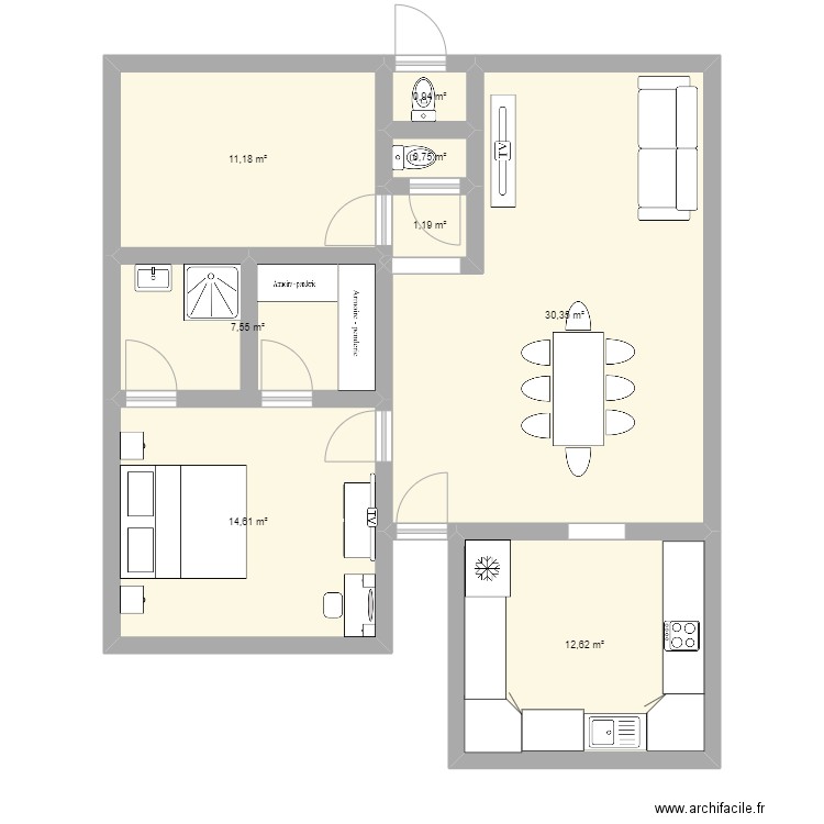 MAISON. Plan de 8 pièces et 79 m2