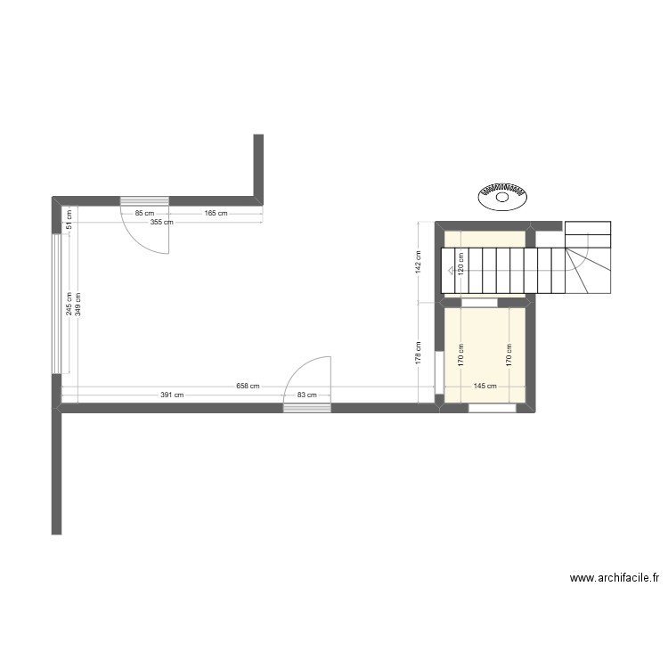 cuisine. Plan de 2 pièces et 4 m2