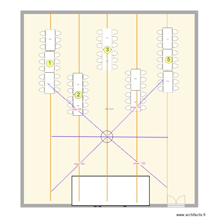 Plan de table 2. Plan de 1 pièce et 234 m2