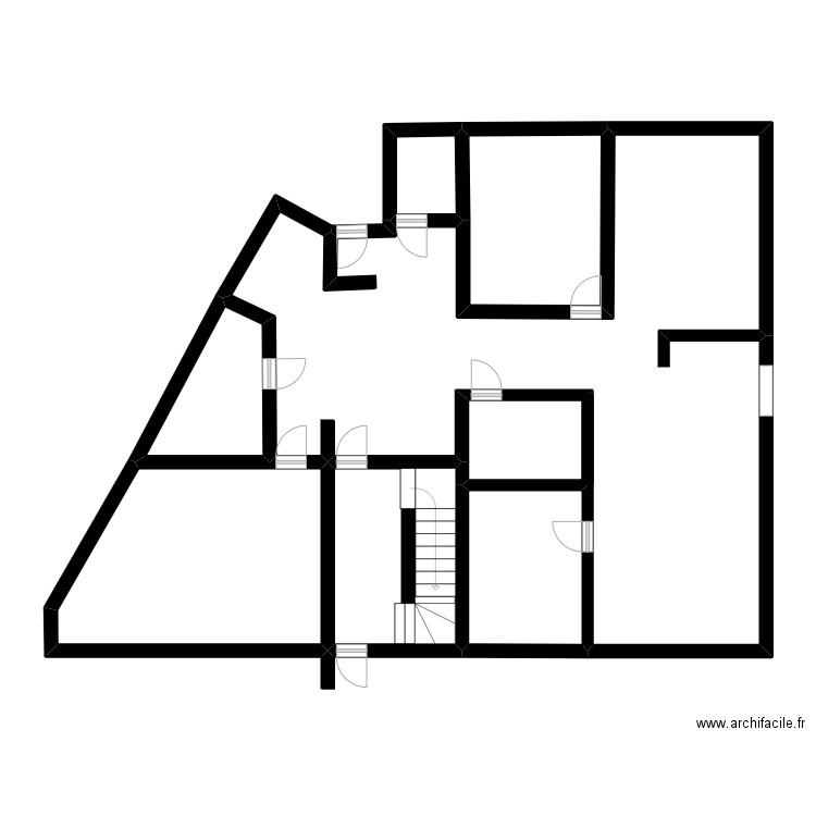 qefqe. Plan de 8 pièces et 103 m2