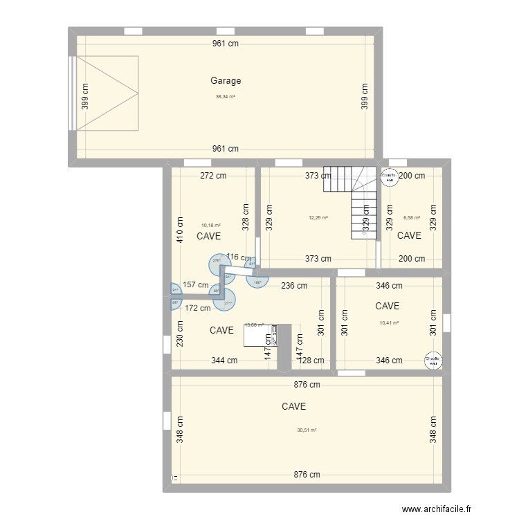 Montigny / GarageCave. Plan de 13 pièces et 246 m2