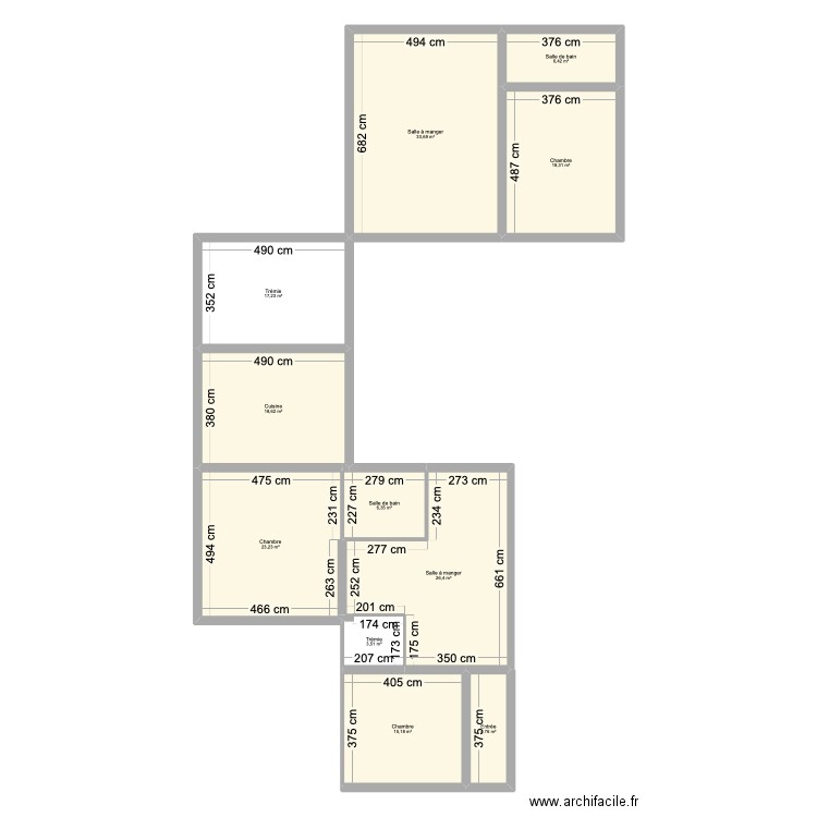 RDC. Plan de 11 pièces et 174 m2