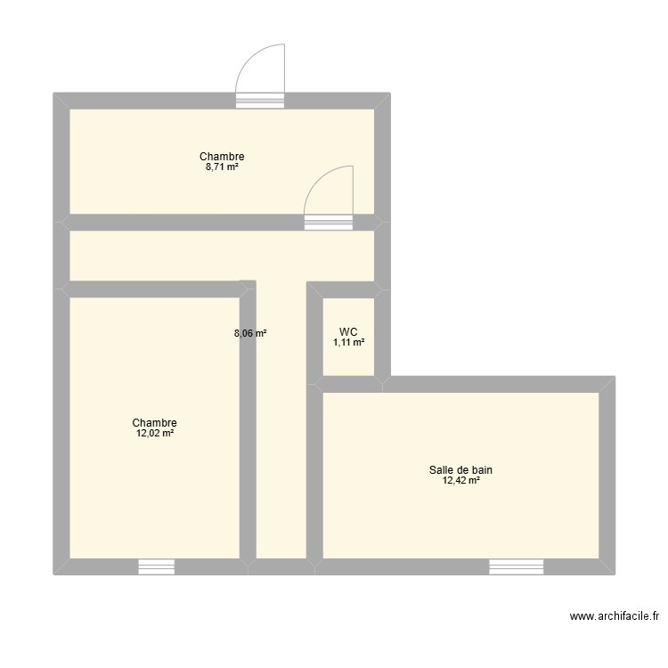 St nicolas  etage. Plan de 5 pièces et 42 m2