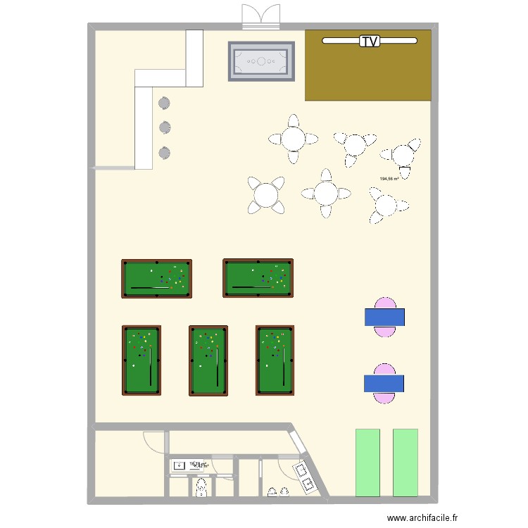 Billard Embrun. Plan de 3 pièces et 212 m2