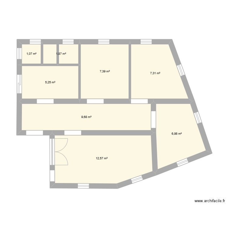 A CONSTRUIRE. Plan de 8 pièces et 52 m2