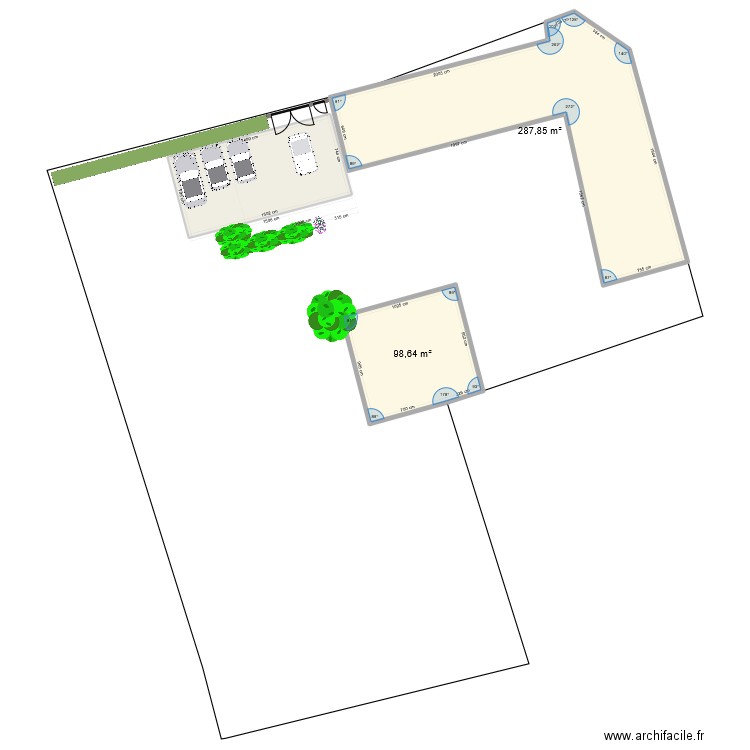 Stationnement maison. Plan de 3 pièces et 537 m2