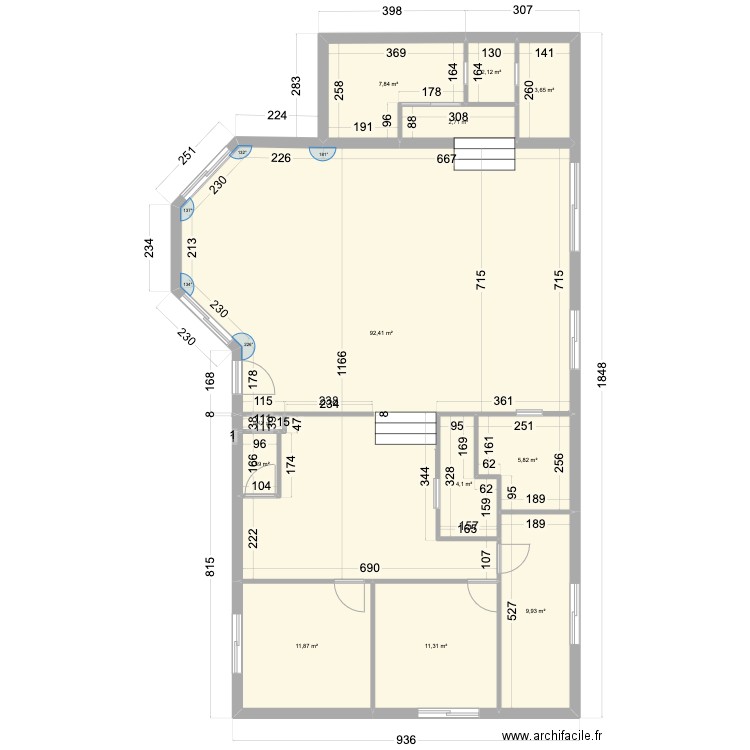 Saint Bauzille de Montmel. Plan de 12 pièces et 154 m2