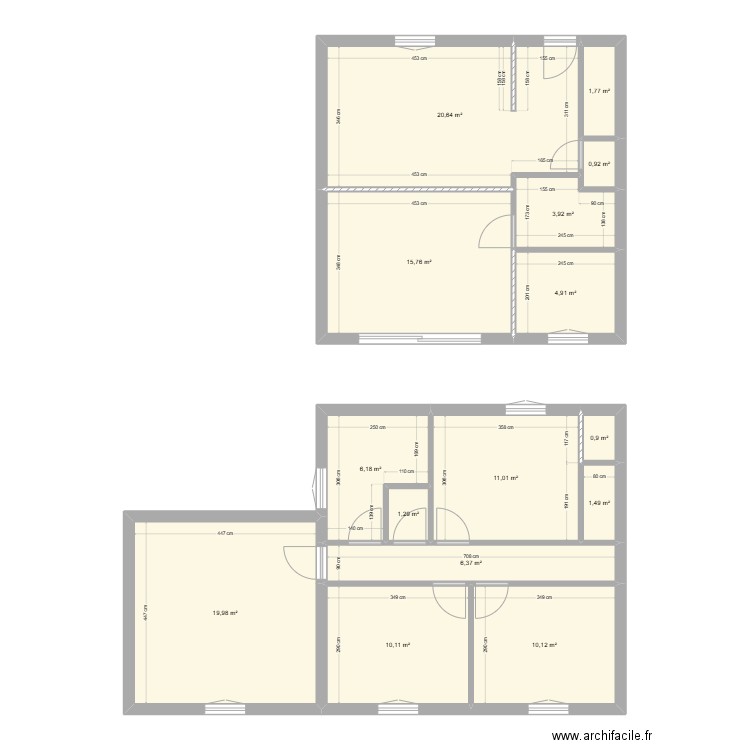 maison. Plan de 15 pièces et 115 m2