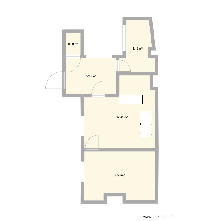 AMSTERDAM V3. Plan de 5 pièces et 32 m2