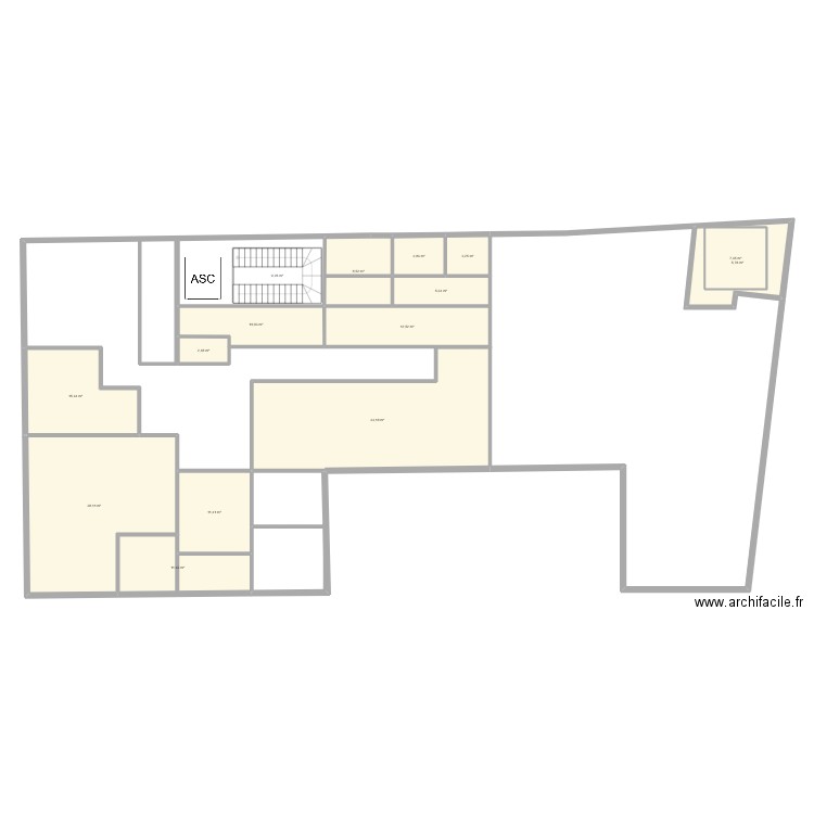 AB 3. Plan de 38 pièces et 621 m2