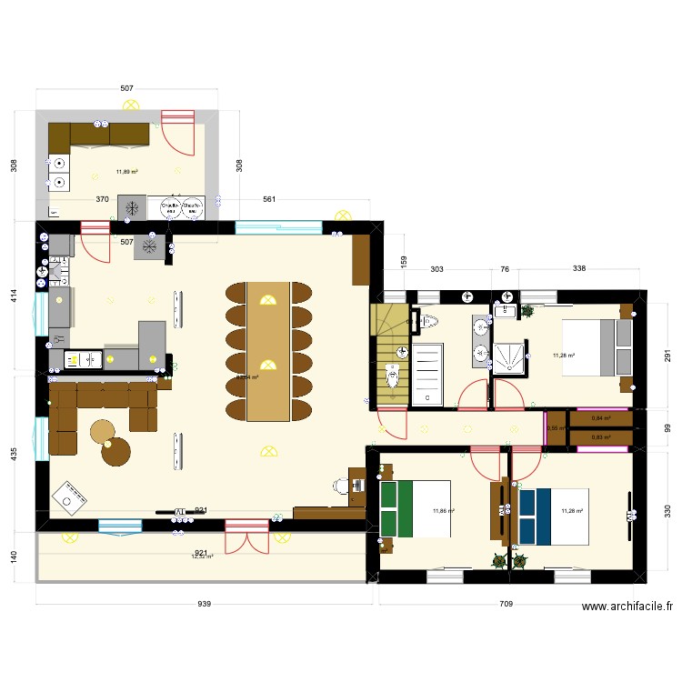 Maison meublée. Plan de 15 pièces et 189 m2