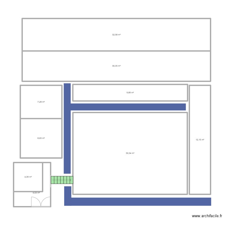 ESARIS. Plan de 9 pièces et 160 m2