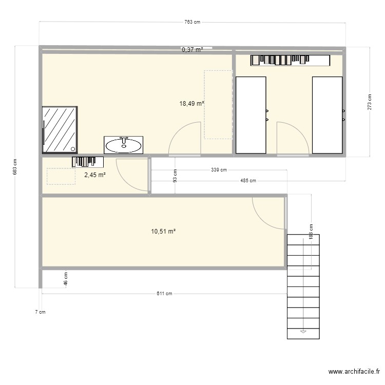 version 1 SDB . Plan de 4 pièces et 32 m2