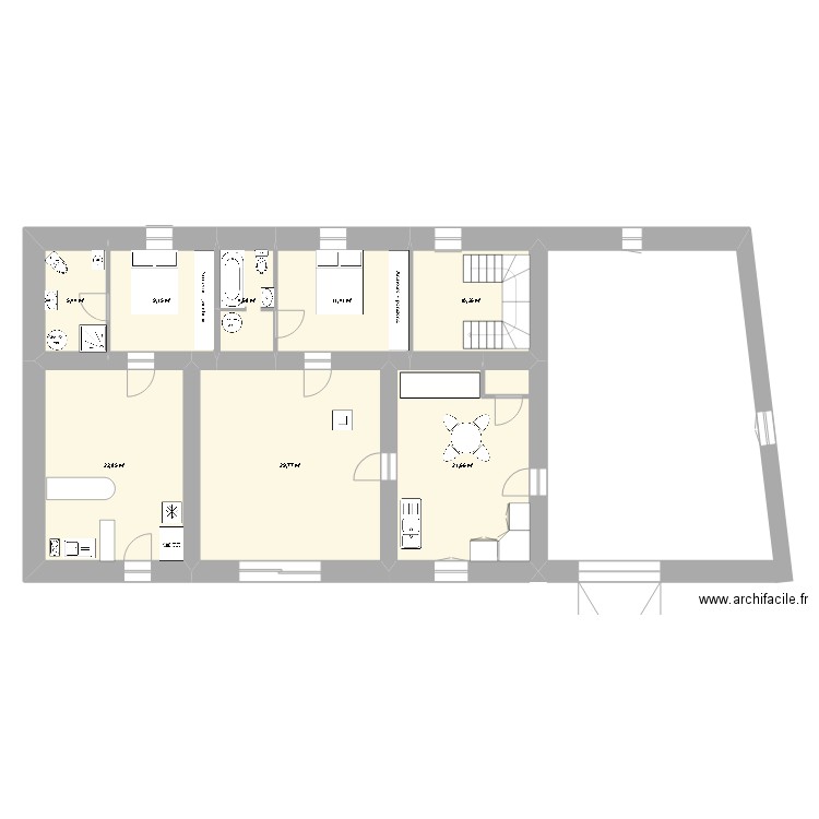 PARISOT RDC. Plan de 8 pièces et 115 m2