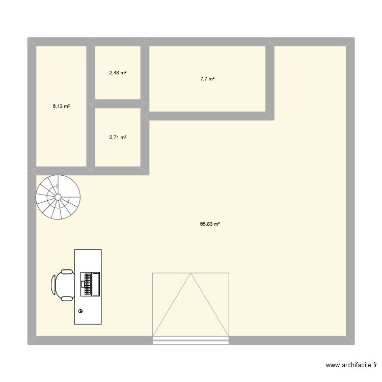 magasin et institut. Plan de 5 pièces et 85 m2