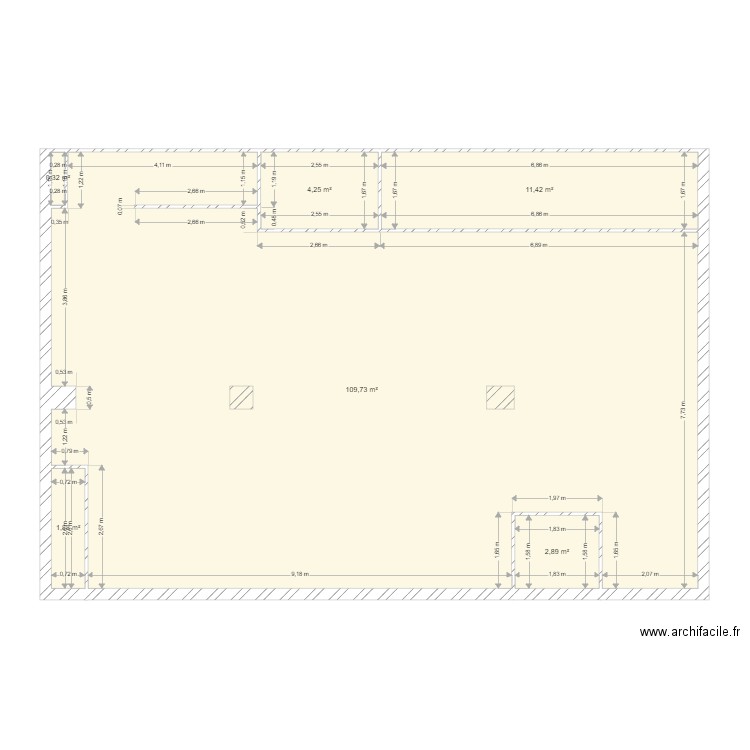 pharmacie rive de gier. Plan de 6 pièces et 130 m2