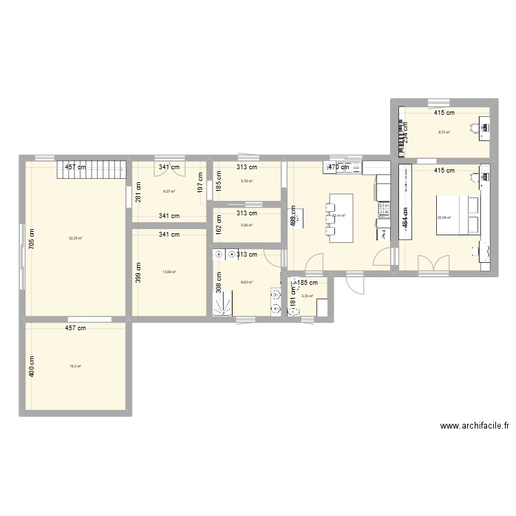 Plan maison1. Plan de 11 pièces et 151 m2