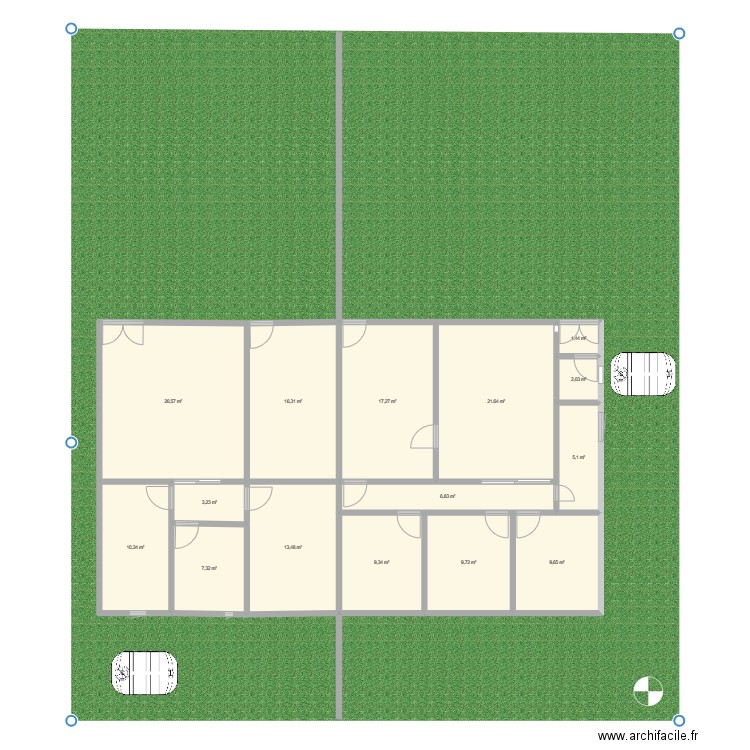 Maison. Plan de 15 pièces et 160 m2