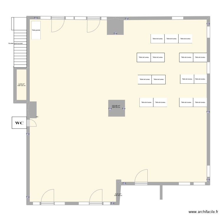 salle des fêtes . Plan de 3 pièces et 228 m2