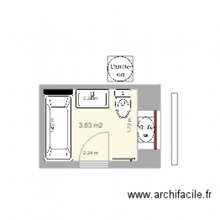 Charreau SdB Centre Baignoire chauffe eau plat. Plan de 0 pièce et 0 m2