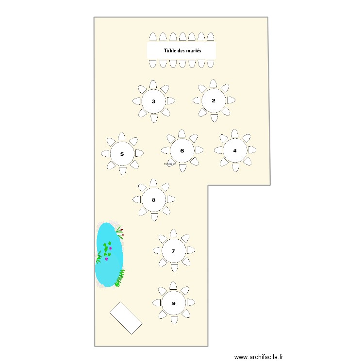 Plan de table. Plan de 1 pièce et 158 m2