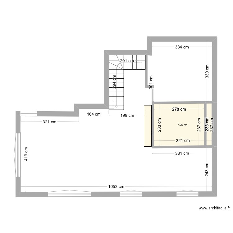 duplex. Plan de 1 pièce et 7 m2