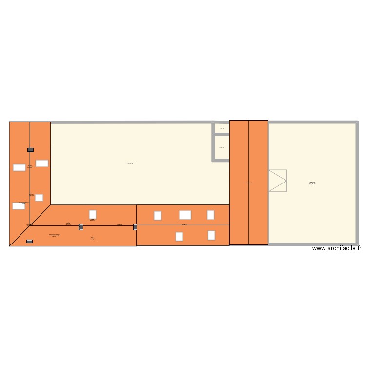 ESTEVELLES. Plan de 15 pièces et 477 m2