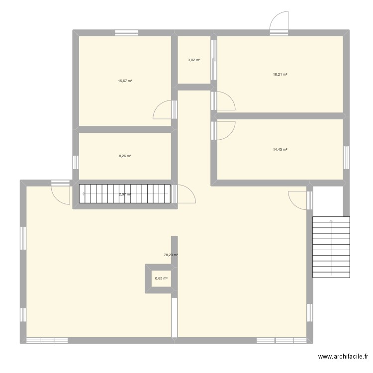 2770 av. Ronde / étage actuel. Plan de 8 pièces et 141 m2