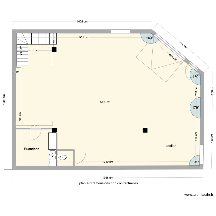 garage cotation. Plan de 1 pièce et 120 m2