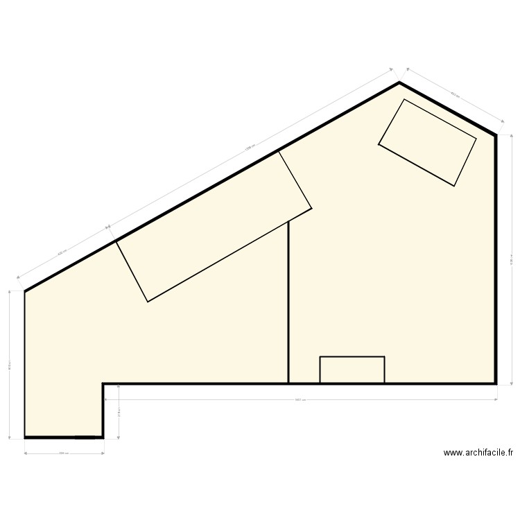 cour  jardin. Plan de 0 pièce et 0 m2