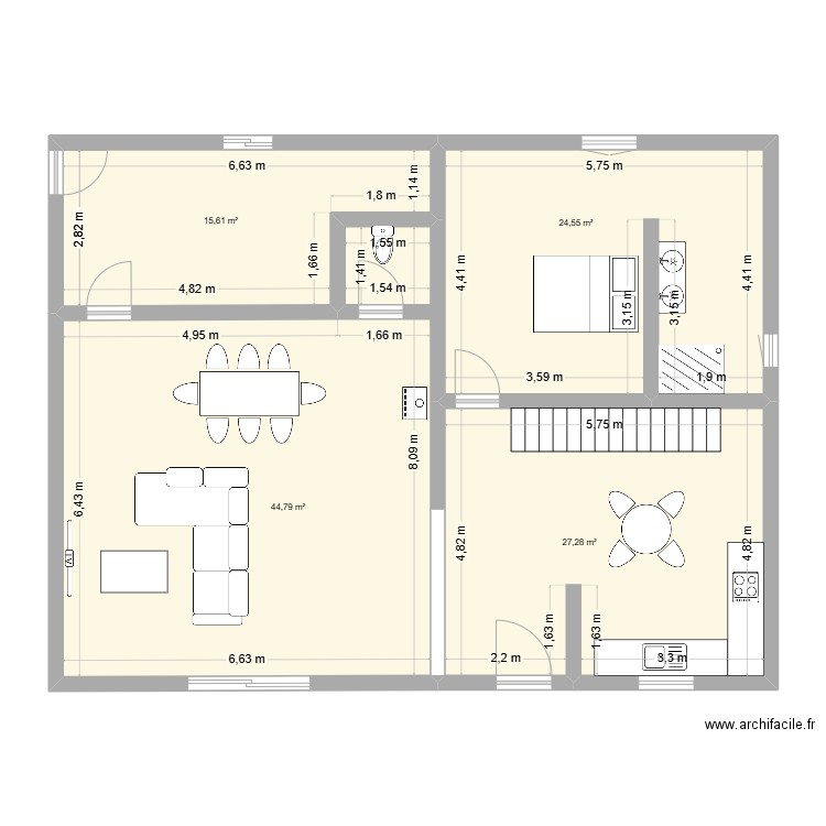 MAISON. Plan de 4 pièces et 112 m2