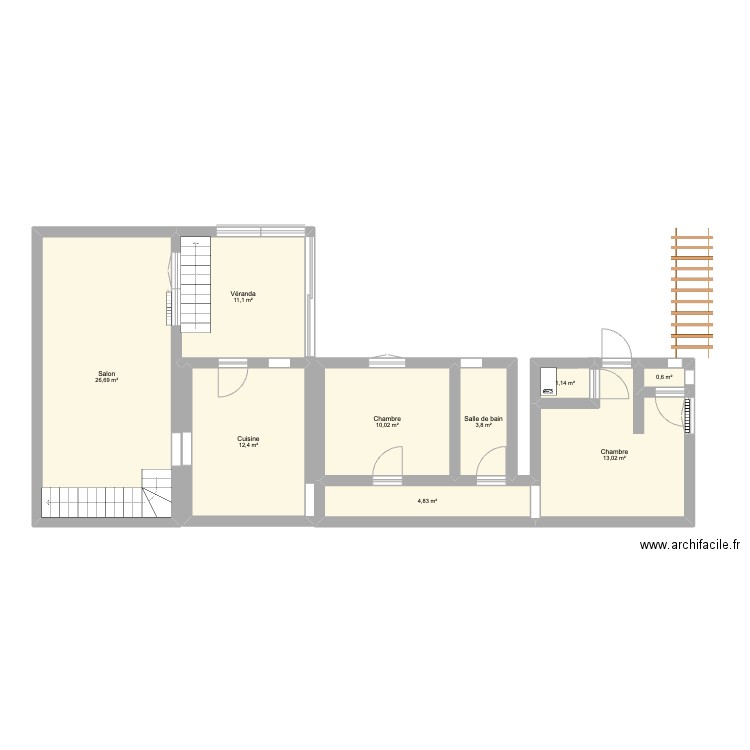 Home. Plan de 9 pièces et 84 m2