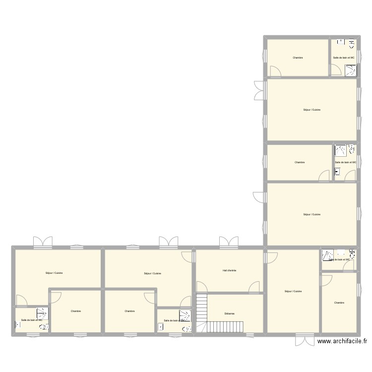 01-H. Plan de 17 pièces et 251 m2