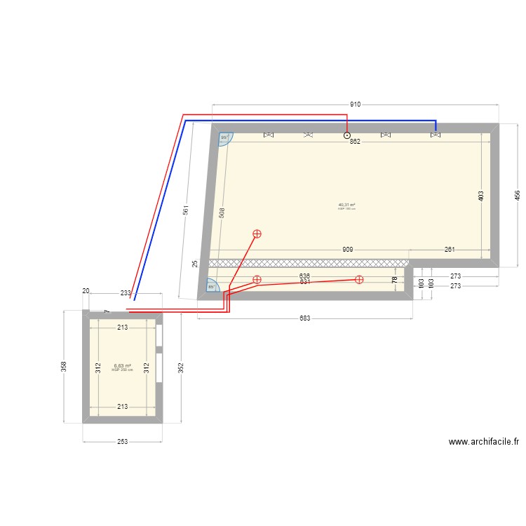 Piscine  Local et conduites. Plan de 2 pièces et 47 m2