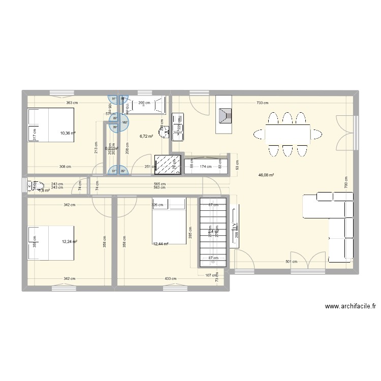 Bussière. Plan de 8 pièces et 93 m2