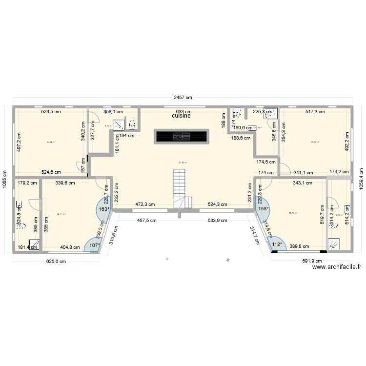 bat11. Plan de 9 pièces et 211 m2