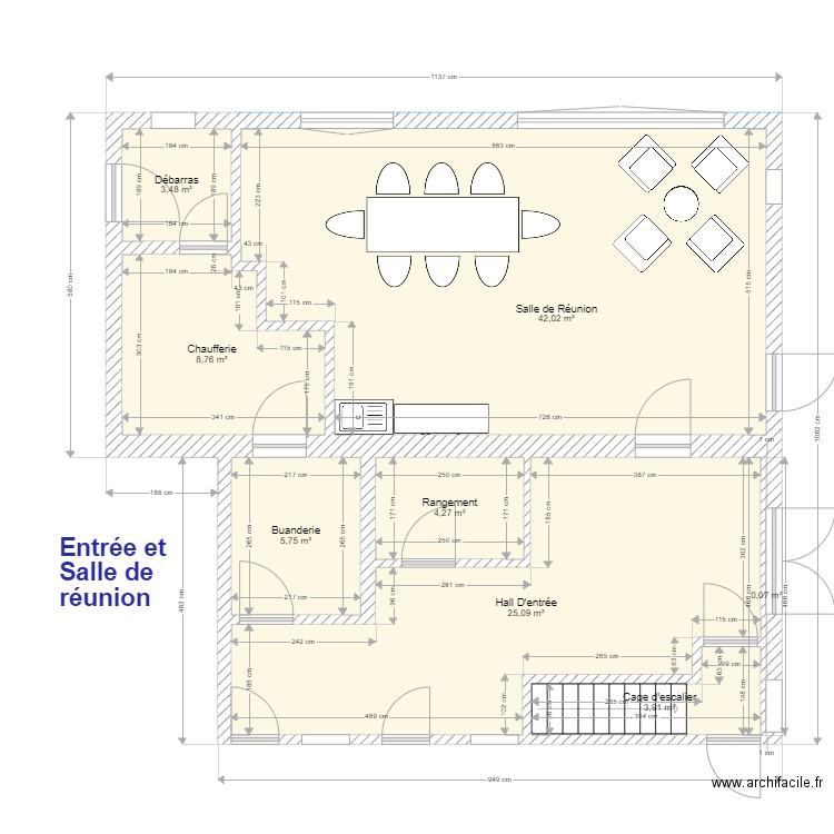 Entrée et salle réunion. Plan de 0 pièce et 0 m2