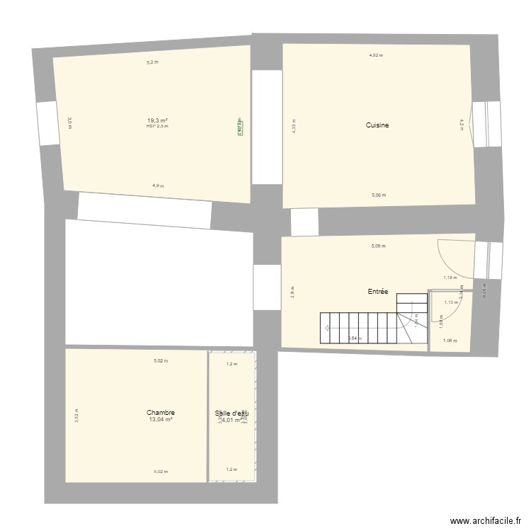 Cuisine et Salle. Plan de 5 pièces et 77 m2