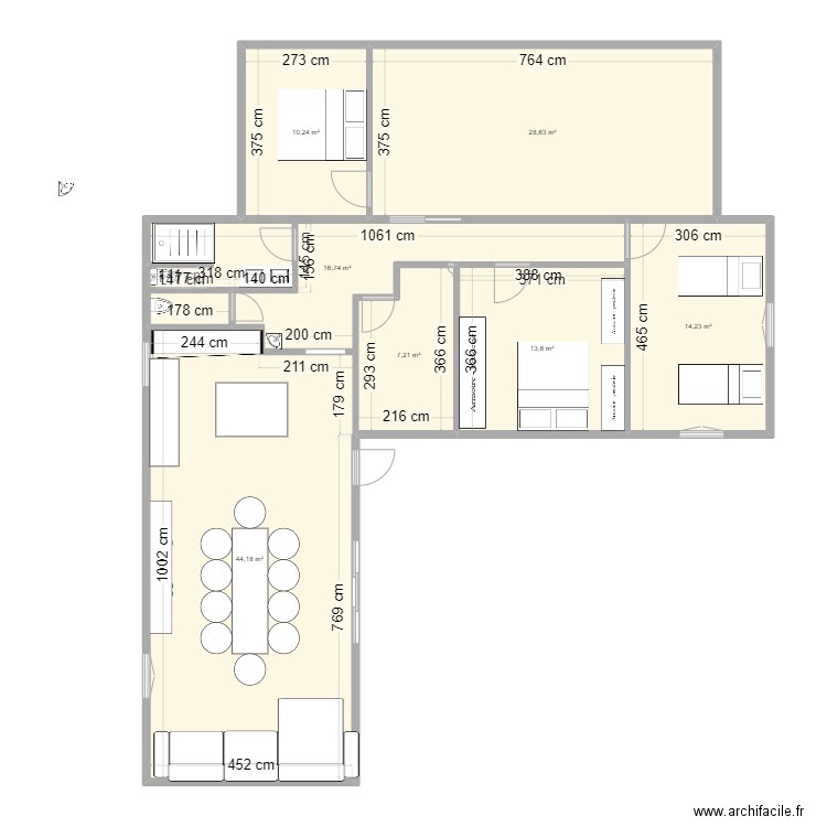 La Couarde V4. Plan de 7 pièces et 135 m2