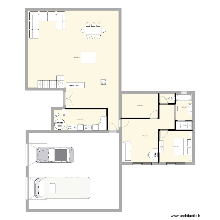 Maison. Plan de 8 pièces et 163 m2